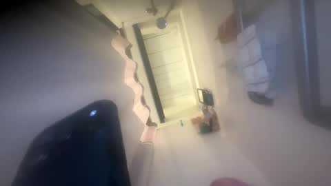 Dens cam online show from 05/08/26, 10:37