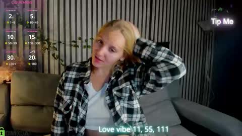 Melissa online show from 02/25/26, 01:04