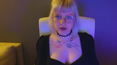Roze online show from 05/10/26, 10:59