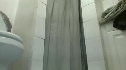 Snapshot of meaderd740870 chatting on 09/16/25, 09:54 meaderd740870 online show from 09/16/25, 09:54