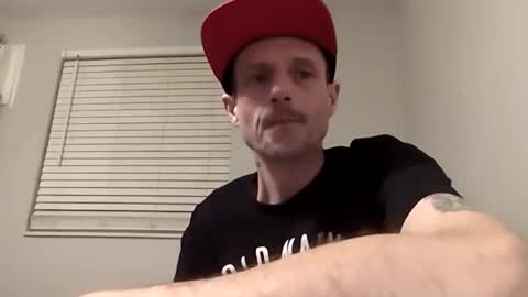 Snapshot of meanfinger chatting on 02/12/26, 03:01 Jizzy online show from 02/12/26, 03:01