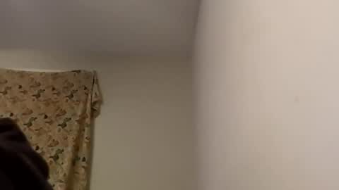 Snapshot of meanfinger chatting on 02/21/26, 08:48 Jizzy online show from 02/21/26, 08:48