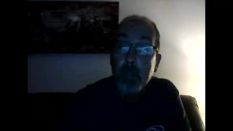 Snapshot of meathome3 chatting on 12/05/24, 12:22 me at home online show from 12/05/24, 12:22