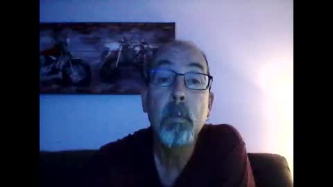 me at home online show from 12/09/24, 03:33