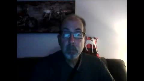 Snapshot of meathome3 chatting on 12/21/24, 02:41 me at home online show from 12/21/24, 02:41