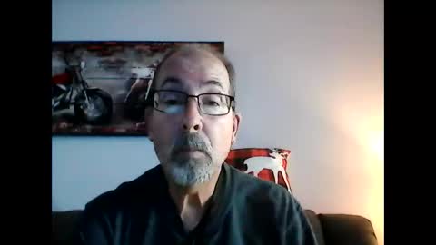 Snapshot of meathome3 chatting on 12/22/24, 04:27 me at home online show from 12/22/24, 04:27