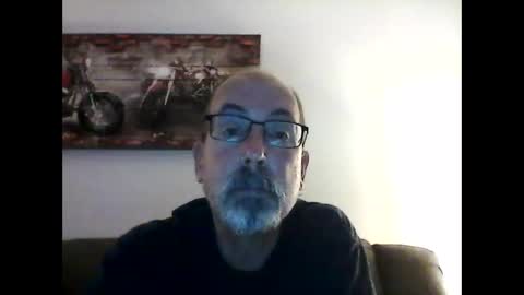 Snapshot of meathome3 chatting on 01/08/25, 04:12 me at home online show from 01/08/25, 04:12