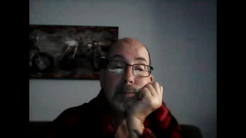 Snapshot of meathome3 chatting on 02/09/25, 01:14 me at home online show from 02/09/25, 01:14
