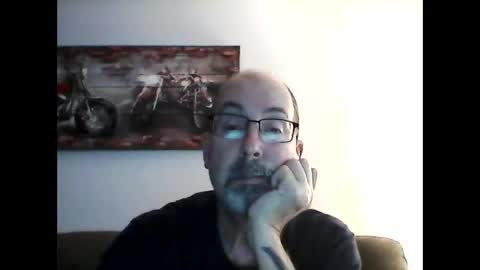 Snapshot of meathome3 chatting on 02/15/25, 01:16 me at home online show from 02/15/25, 01:16