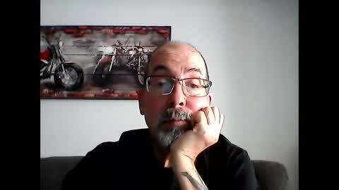 Snapshot of meathome3 chatting on 02/21/25, 06:37 me at home online show from 02/21/25, 06:37