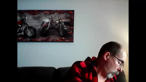 Snapshot of meathome3 chatting on 03/08/25, 01:47 me at home online show from 03/08/25, 01:47