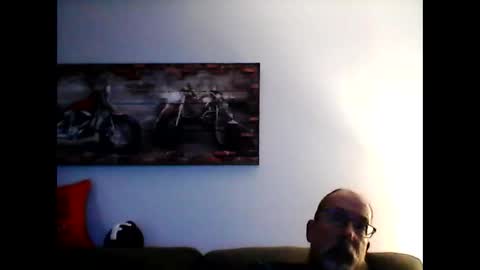 Snapshot of meathome3 chatting on 09/21/25, 11:28 me at home online show from 09/21/25, 11:28