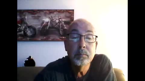 Snapshot of meathome3 chatting on 10/25/25, 12:02 me at home online show from 10/25/25, 12:02