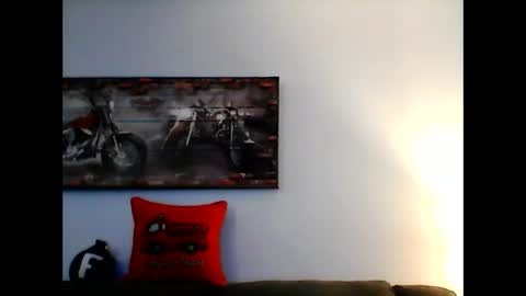 me at home online show from 11/21/25, 09:24