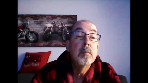 me at home online show from 05/17/26, 11:17