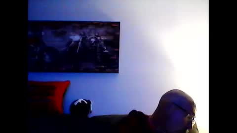 me at home online show from 06/01/26, 08:38