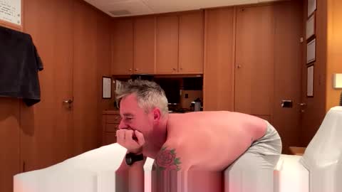 Meau Lest online show from 11/06/25, 09:48