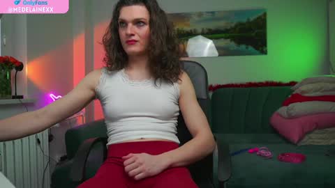 Milena online show from 01/10/25, 10:50