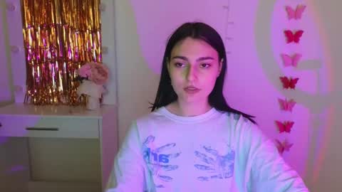 Dina online show from 03/09/25, 04:22