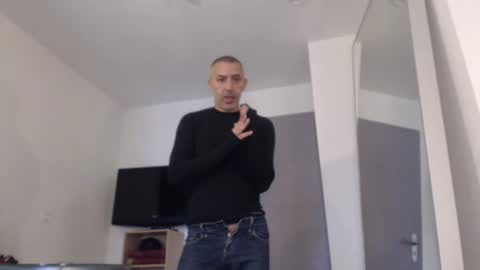 Meditmtc online show from 12/18/24, 11:34