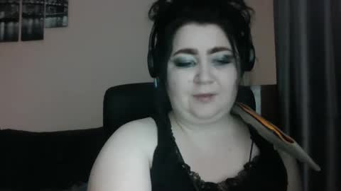 Oltereodora-lima online show from 12/12/24, 11:07