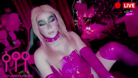 THE QUEEN ALPHA   Queen Medusa Prey online show from 03/21/26, 11:19