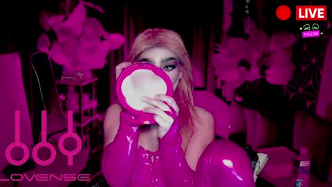 THE QUEEN ALPHA   Queen Medusa Prey online show from 04/21/26, 02:56