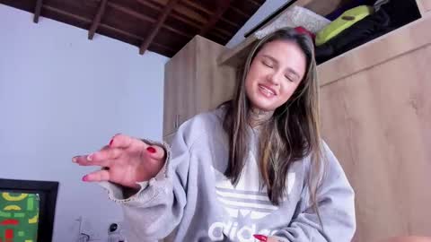 medussa13 online show from 09/22/25, 01:13