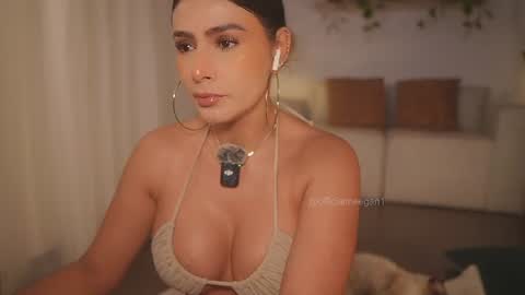 Snapshot of meegan1 chatting on 07/12/26, 02:08 Andrea online show from 07/12/26, 02:08