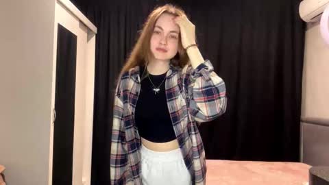 Olivia online show from 11/26/25, 03:13