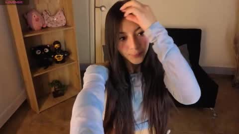   online show from 11/17/25, 05:35