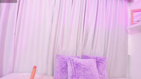 Melody online show from 04/07/26, 03:40