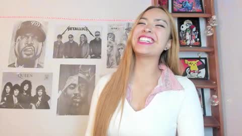 Snapshot of meeowlody chatting on 09/13/25, 12:21 Emily online show from 09/13/25, 12:21