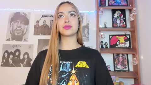 Snapshot of meeowlody chatting on 09/21/25, 09:16 Emily online show from 09/21/25, 09:16