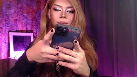 Snapshot of meetmehalfway888 chatting on 01/24/25, 06:25 GODDESS OF ALL GODDESSES online show from 01/24/25, 06:25