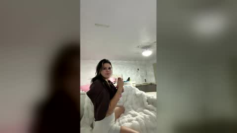 megaharmony online show from 12/21/25, 04:30