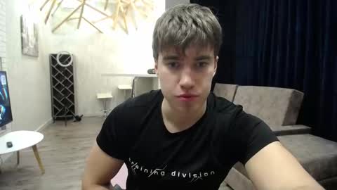 Max online show from 02/23/26, 04:48