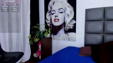 emily online show from 01/25/25, 01:41