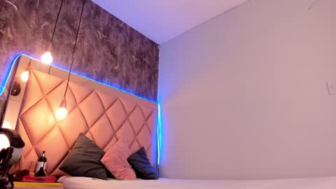 M E G A N online show from 02/27/25, 07:04