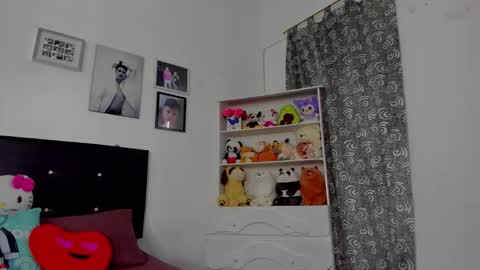 M E G A N online show from 12/14/25, 06:34