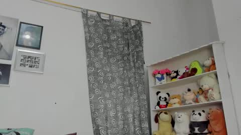 M E G A N online show from 02/09/26, 04:44