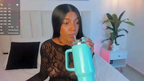 megan_brunette2 online show from 05/26/26, 01:12
