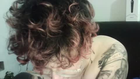 Megan and sophi online show from 02/02/25, 10:02