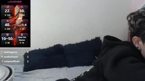 Megan and sophi online show from 10/27/25, 02:48