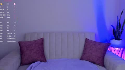 MEGAN COOPER online show from 04/13/26, 10:15