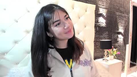     online show from 02/21/25, 11:22