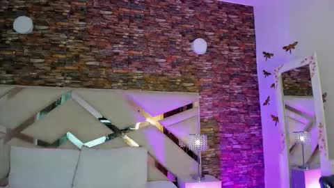     online show from 11/04/25, 11:20