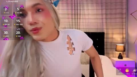 megan do santos online show from 11/09/25, 03:21