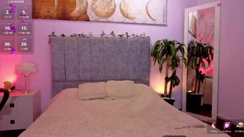 megan do santos online show from 04/24/26, 01:57
