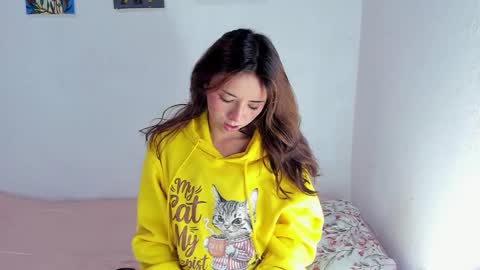 Snapshot of megan_doll2123 chatting on 10/10/25, 06:01 MEGAN DOLL online show from 10/10/25, 06:01